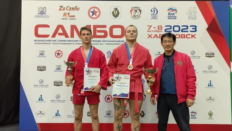 Самбисты с Сахалина завоевали две медали всероссийских соревнований