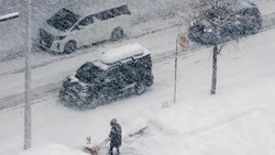На соседнем острове Хоккайдо вновь бушует снежный циклон