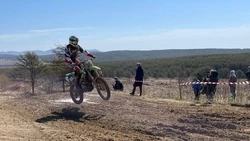 Соревнования по мотокроссу прошли на Сахалине — ФОТО