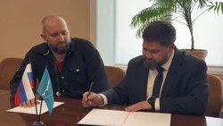 Мэр Углегорского района Федор Филин подписал соглашение о партнерстве в проекте «Свалкам бой»