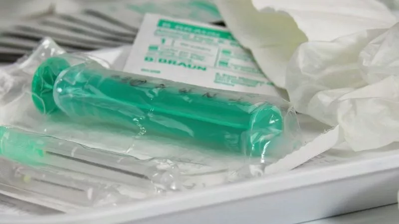 «Единственный выход». Федеральные эксперты оценили необходимость вакцинации от коронавируса