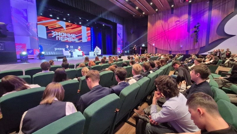 Сахалин открыл марафон «Знание.Первые» откровенным диалогом о правде, истории и будущем