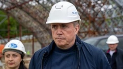 Губернатор проверил ход строительства легкоатлетического манежа в Южно-Сахалинске