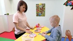 Детей с особенностями развития учат по современной технологии на Сахалине