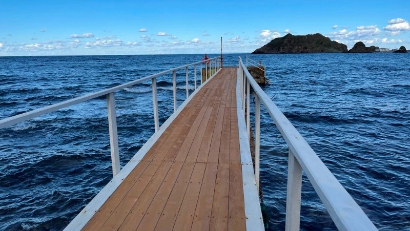 У острова Монерон после погружения пропал турист-дайвер