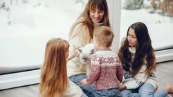 В Госдуме предложили ввести зарплату для многодетных матерей