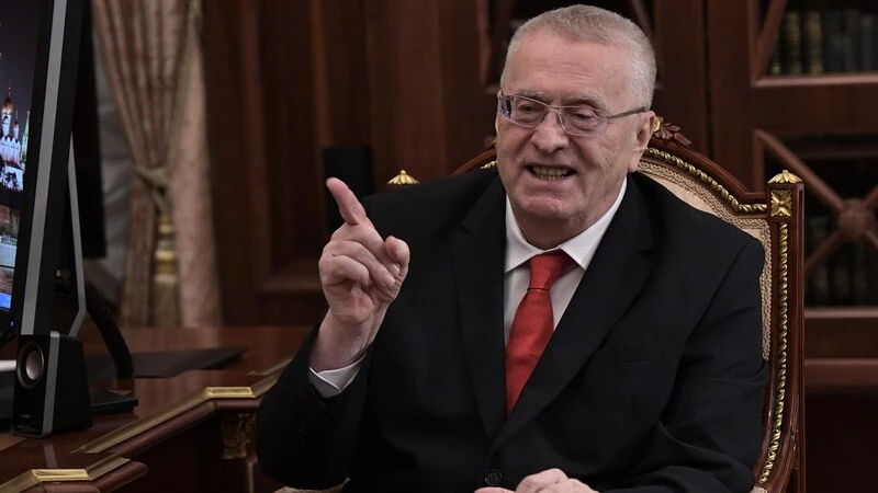 Жириновский призвал срочно закрыть границу с Турцией