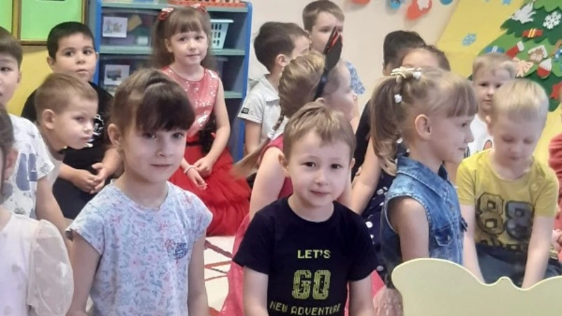 Мама мыла раму