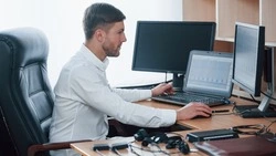 День системного администратора 2025: история и традиции праздника, интересные факты