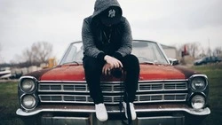 Ревнивец испортил автомобиль бывшей возлюбленной в Ногликах