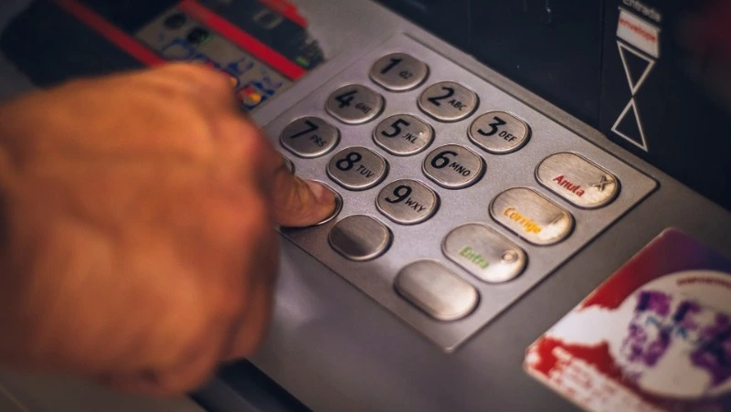 Полмиллиона рублей отдали сахалинцы телефонным мошенникам