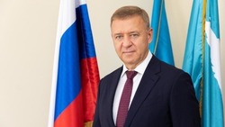 Мэр Южно-Сахалинска Сергей Надсадин поздравил ученых с Днем российской науки