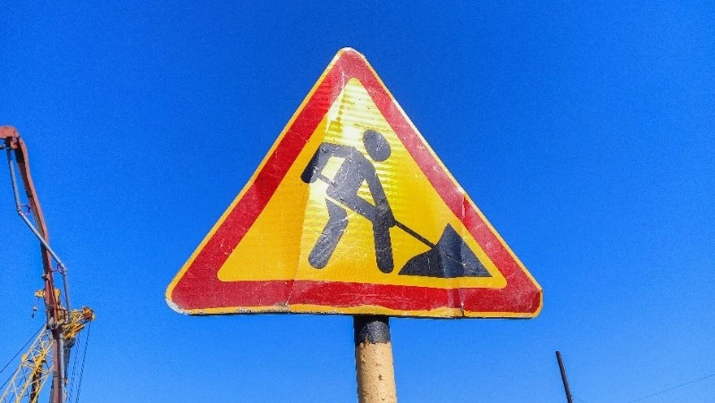 На участке улицы Комсомольской в Южно-Сахалинске ограничат движение