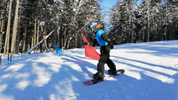 Сахалинские сноубордисты отметили всемирный день снега скоростными спусками