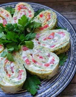 Нежный рулет из кабачков