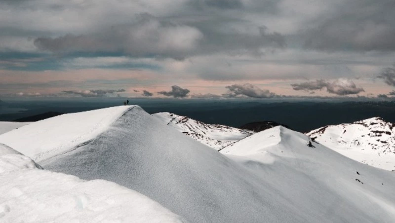 Опасность лавин объявили на севере Сахалина 12 и 13 января
