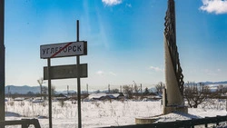 На воду с песком жалуются жители Углегорска. В чем причина?