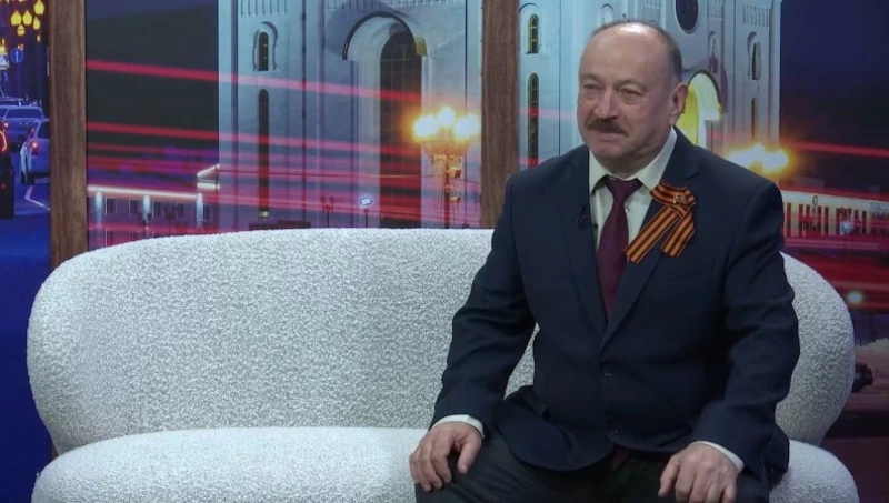 Глава штаба «Бессмертного полка» на Сахалине рассказал о подготовке к 9 мая в эфире «Утренней куксы»