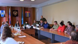 Встреча с семьями бойцов СВО и ветеранами военной службы прошла в 3 районах Сахалина