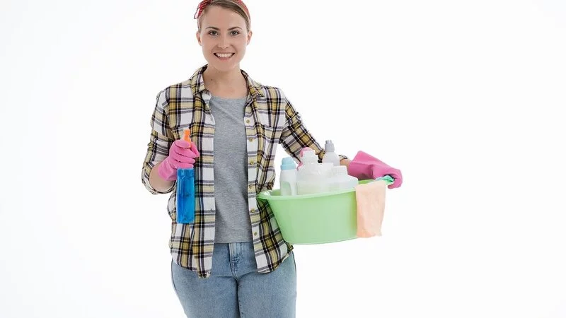 Сахалин попал в топ-5 Росстата с самыми высокими зарплатами у уборщиков