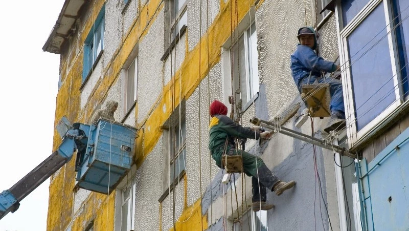 Депутаты Сахалина сократят отсрочку по уплате взносов на капремонт МКД