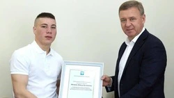 Стали известны имена спасителей женщины, на которую напал грабитель в Южно-Сахалинске