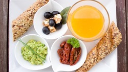 Правильный завтрак — залог здоровья: 5 рецептов утренней трапезы от Sakh.online