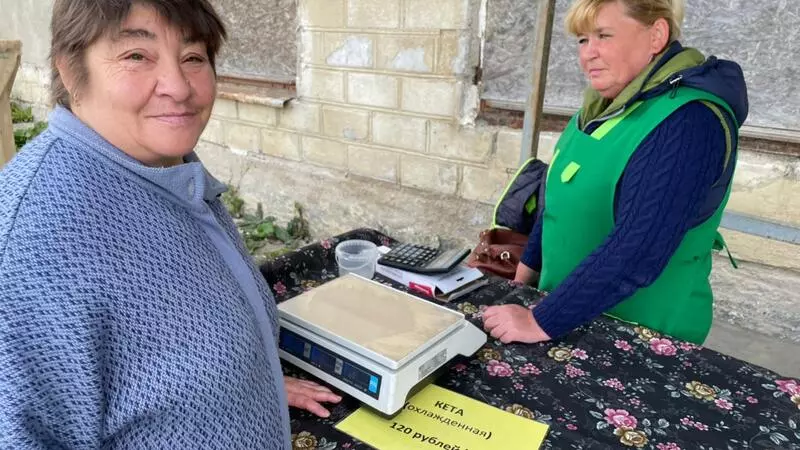 Полторы тонны свежемороженой кеты продали в Корсаковском районе