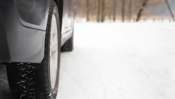 Временные автопарковки подготовили в Южно-Сахалинске на время метели