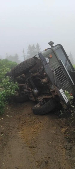 Курильский гид назвала недопустимой перевозку туристов в кальдере вулкана Головнина