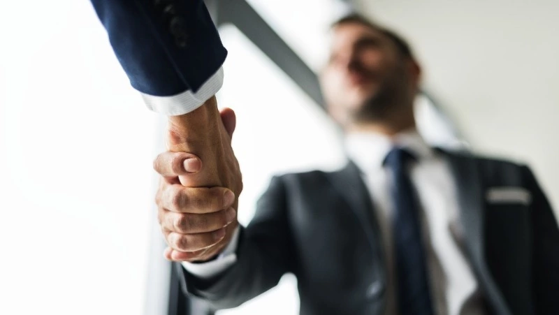 Авито и Альфа-Банк сообщили о заключении стратегического партнерства