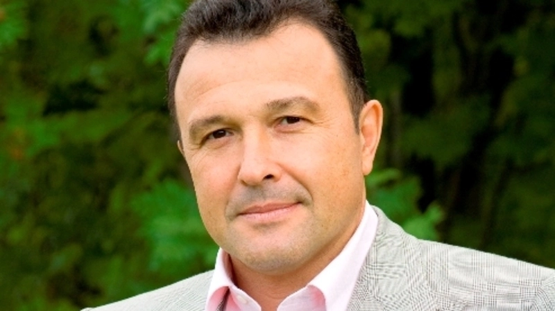 Мэр Южно-Сахалинска женится и в третий раз станет отцом