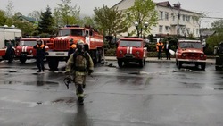 «Загорелась гостиница»: пожарные учения прошли в Южно-Сахалинске