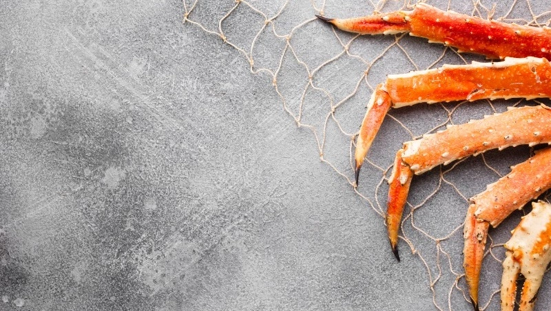 Ученые проверили запасы и размеры камчатского краба на Сахалине 