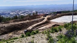 Стройку на «Горном воздухе» приостановили из-за серьезной угрозы оползня