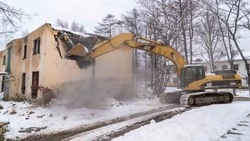 30 аварийных домов снесли в Южно-Сахалинске в 2022 году