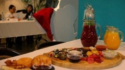 На Сахалине продолжатся рейды Роспотребнадзора по предприятиям общепита 