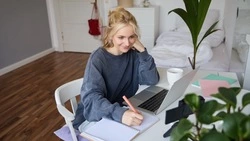 С 1 марта у россиян появится возможность дистанционного обучения в автошколах