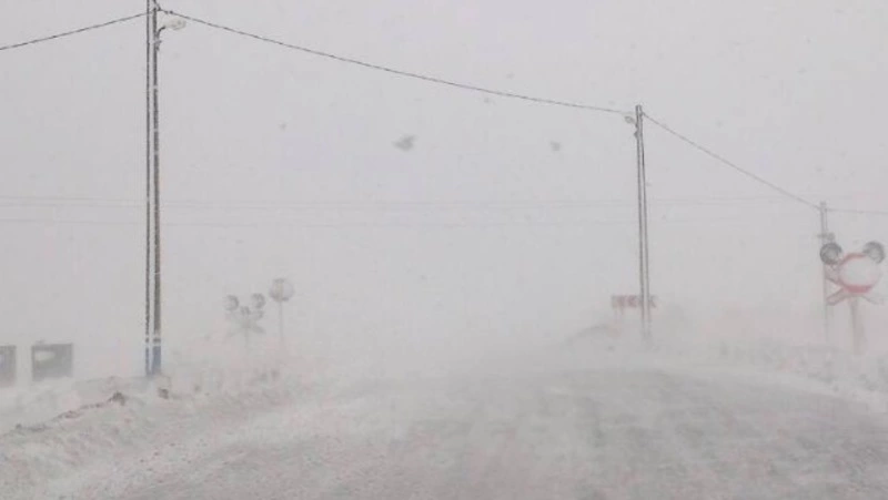 Еще один участок федеральной трассы перекрыли на севере Сахалина из-за метели
