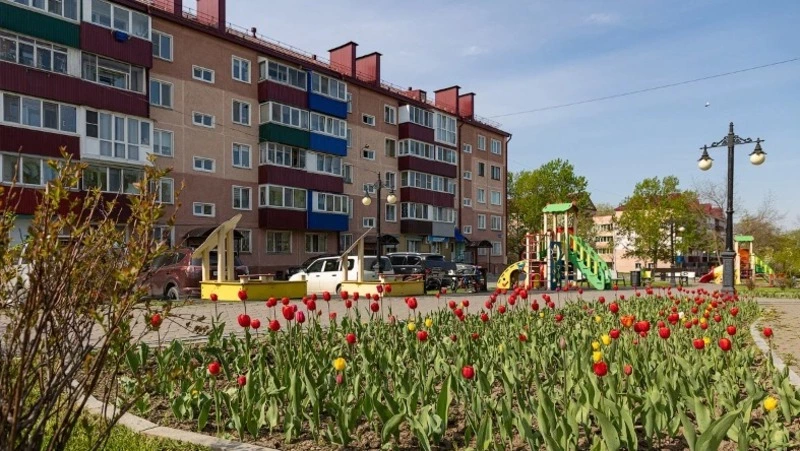 За два года на Сахалине и Курилах будут отремонтированы 7000 подъездов