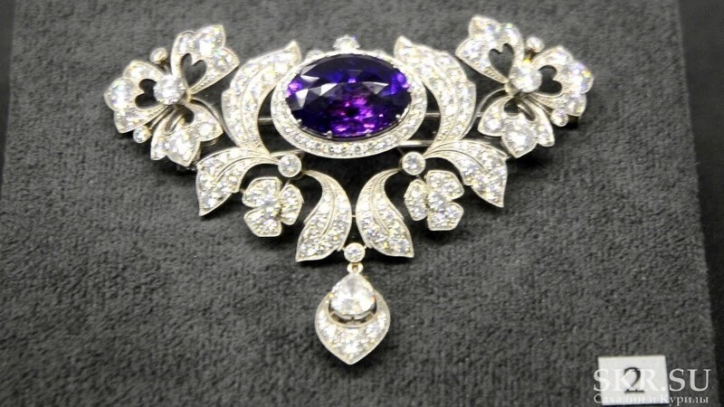 Сахалинцам показали уникальные национальные сокровища России