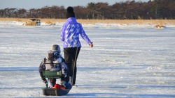 «Выходить на лед опасно»: на побережье Сахалина ожидается неустойчивый припай