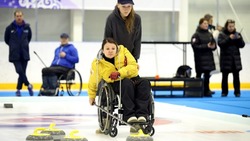 Зимние паралимпийские игры стартовали на Сахалине с соревнований по керлингу