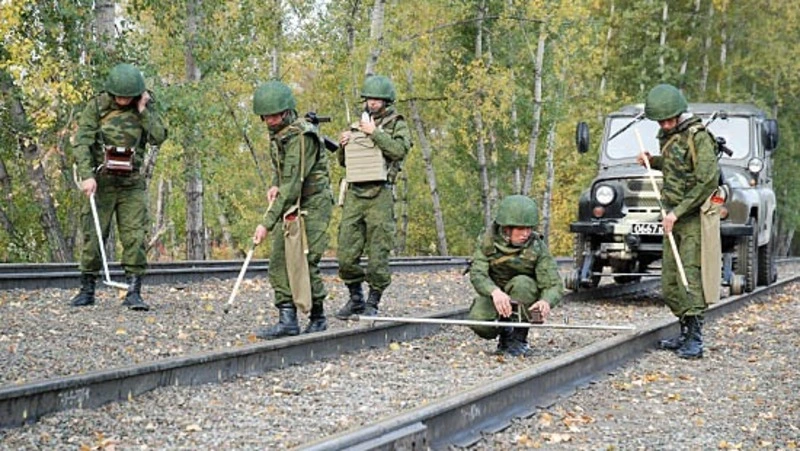 6 августа — День Железнодорожных войск России, Всемирный день борьбы за запрет ядерного оружия