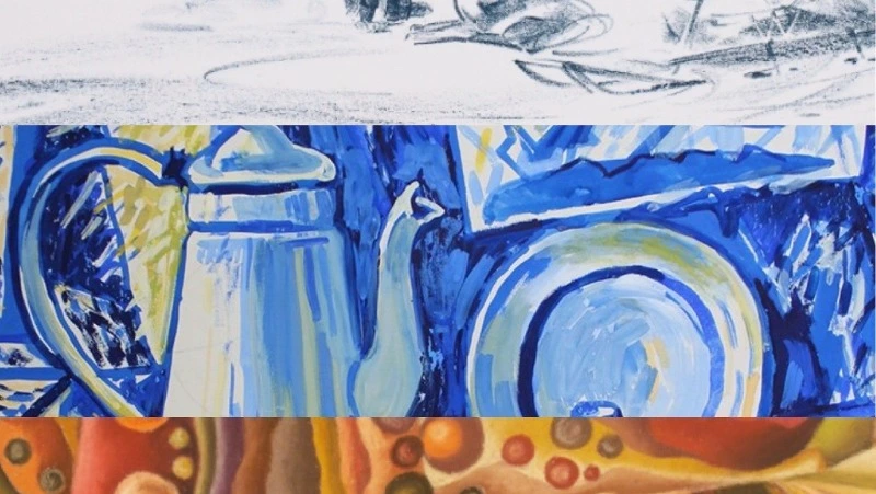 Сотрудники музея создали триколор из картин сахалинских художников в честь Дня флага 