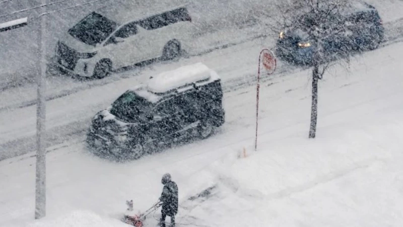 На соседнем острове Хоккайдо вновь бушует снежный циклон