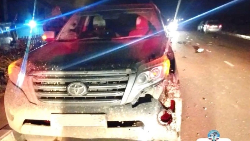 Мужчина c инвалидностью попал под колеса Toyota Land Cruiser Prado в Углегорске 