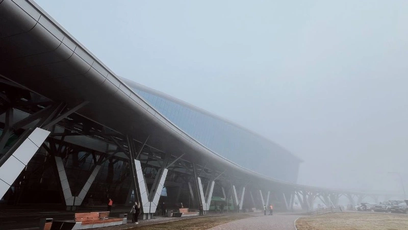 Плотный туман стал причиной задержки рейсов в аэропорту Южно-Сахалинска 