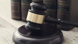 У экс-главы «Роснефти» могут конфисковать бизнес на Сахалине