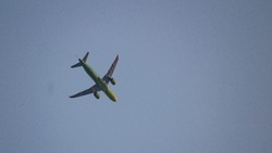 Пилот самолета смотрел гонки во время рейса из Южно-Сахалинска в Новосибирск